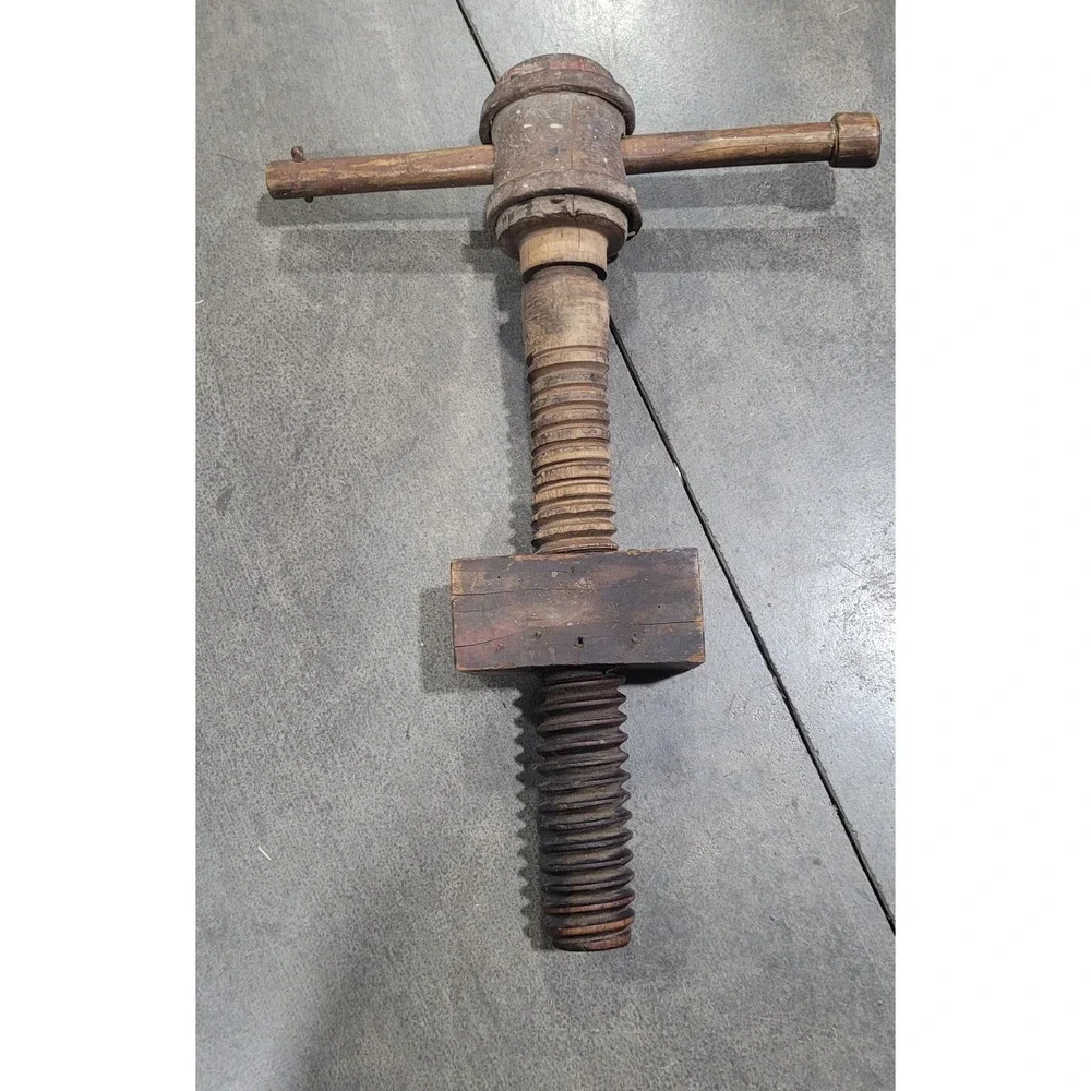 Large 23.5in Primitive Antique Wooden Clamp Press Adjustable Wood Screw Vise